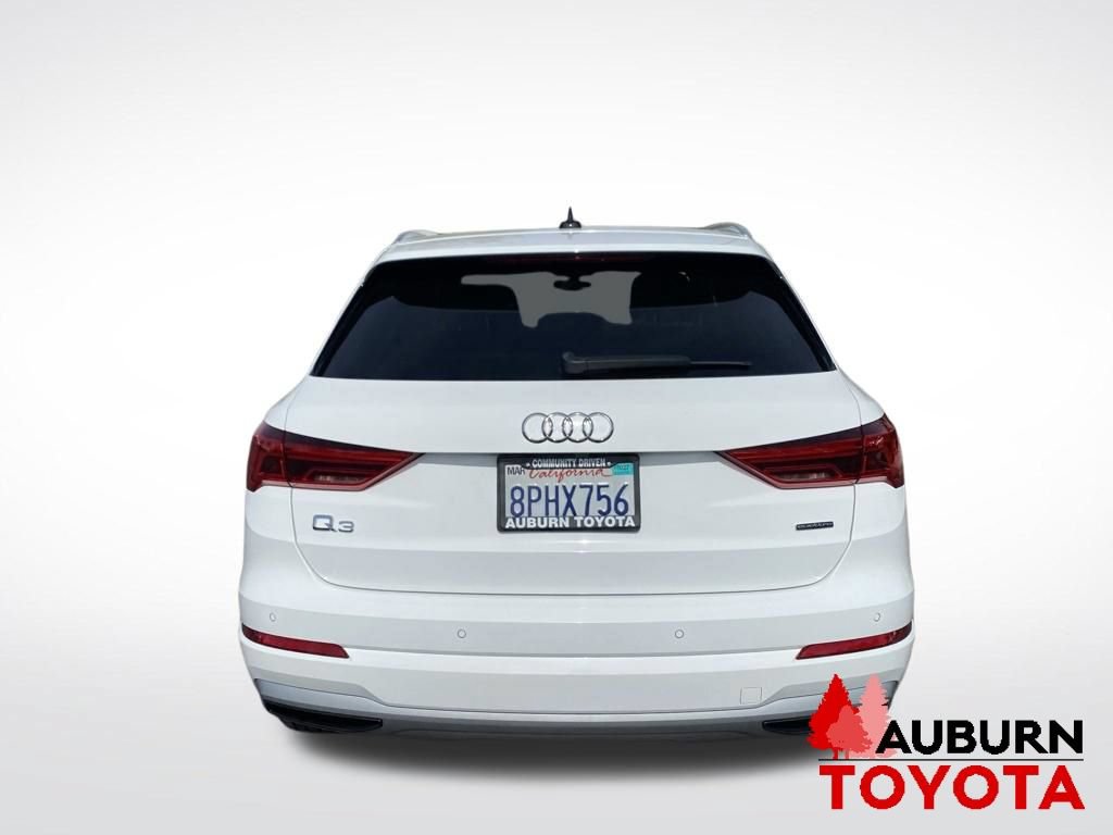 Used 2020 Audi Q3 2.0T Premium w/ Convenience Package AWD/4WD image 6
