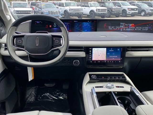 New 2026 Lincoln Navigator L Reserve w/ Jet Appearance Package image 6