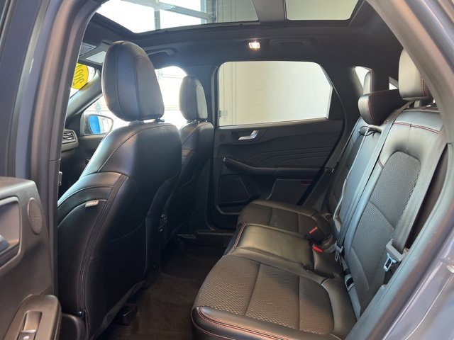Used 2024 Ford Escape ST-Line Select w/ Tech Pack #2 image 18