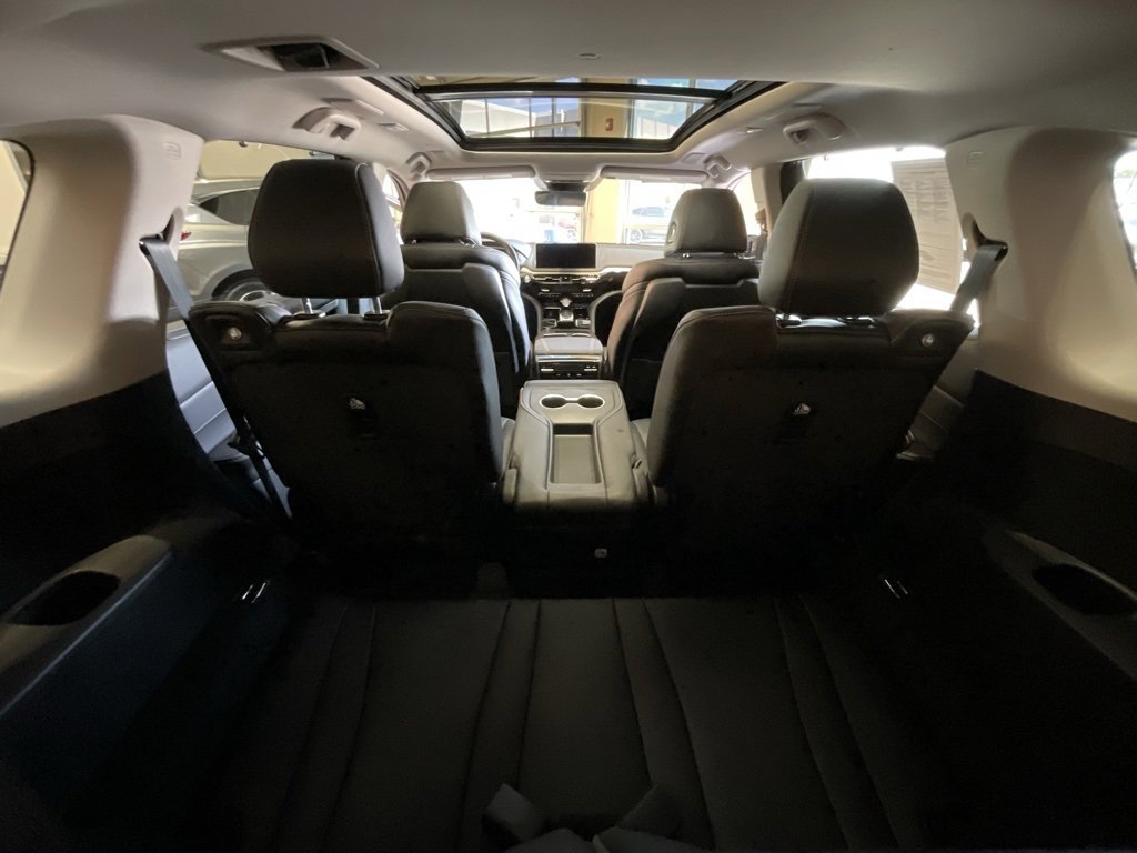 Certified 2025 Acura MDX w/ Technology Package image 27