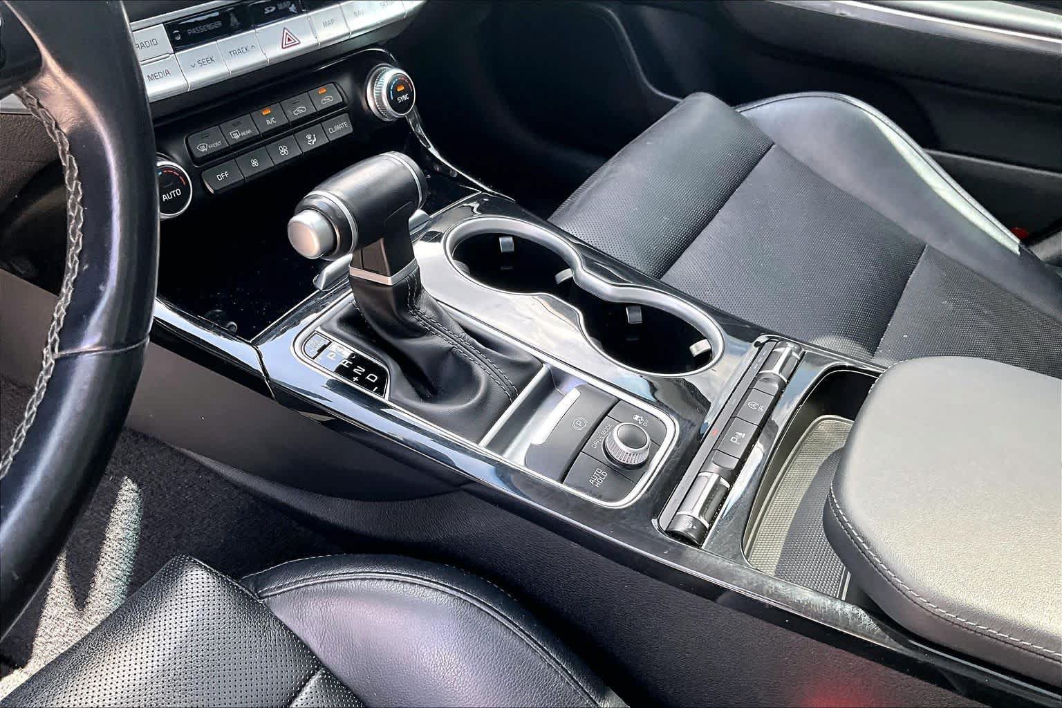 Used 2019 Kia Stinger Premium RWD image 15