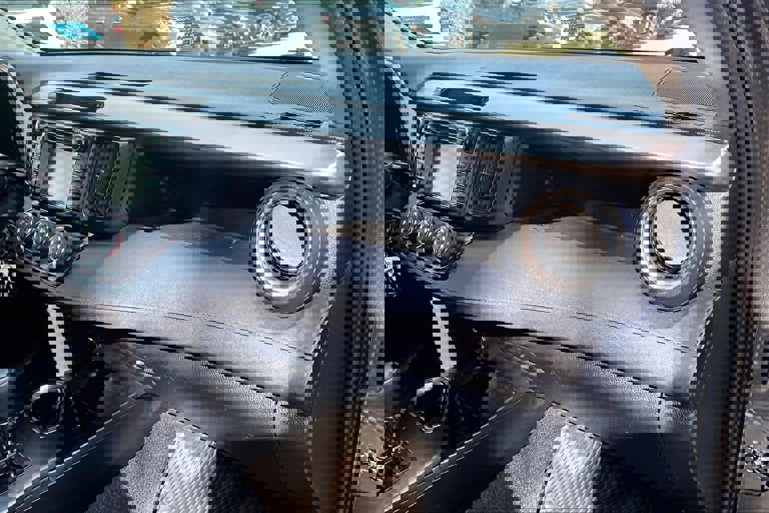 Used 2018 Toyota RAV4 LE w/ All Weather Liner Package image 17