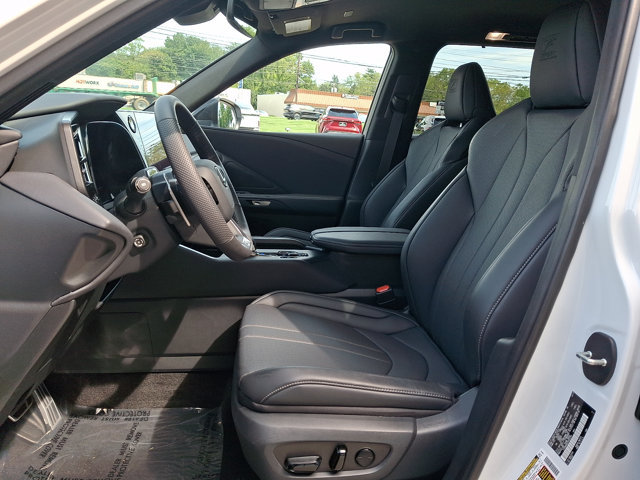 Certified 2024 Lexus TX 500h AWD w/ Technology Package image 16