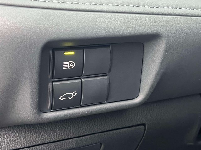 Used 2026 Toyota Highlander XLE AWD/4WD image 25