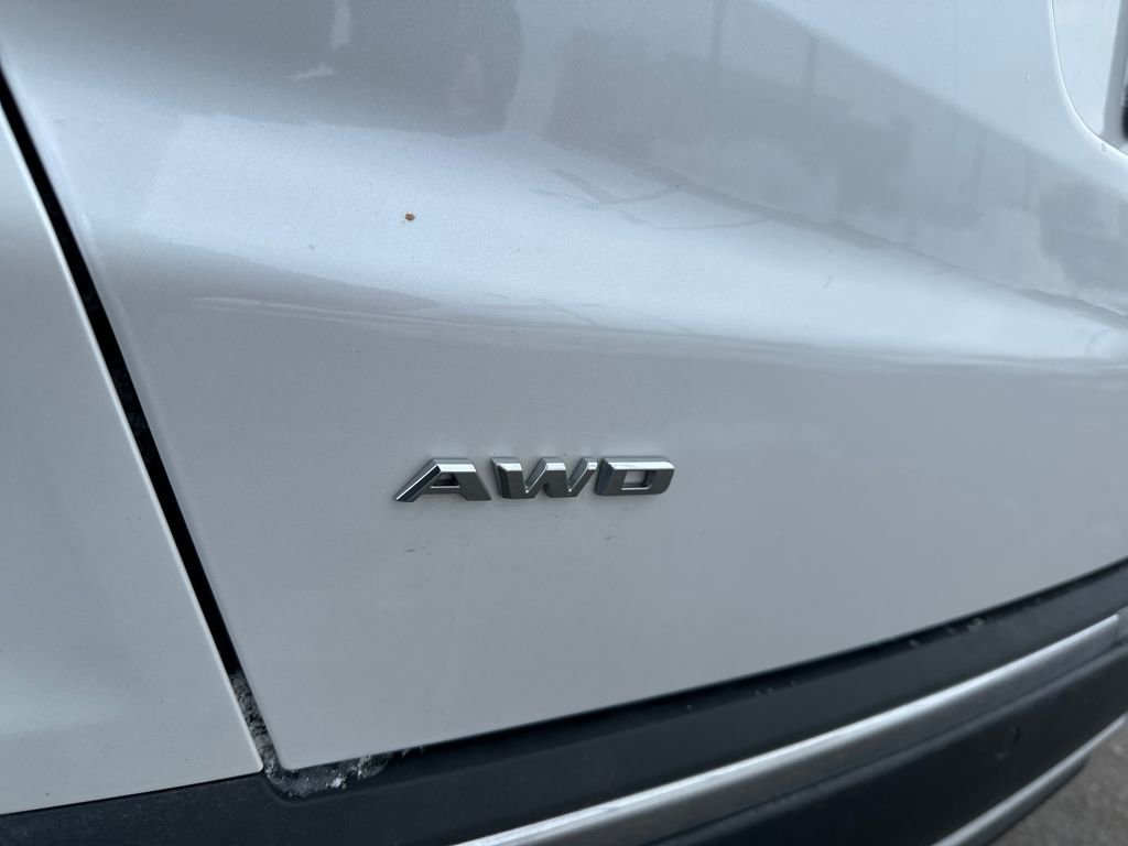 Certified 2023 Cadillac XT5 Premium Luxury w/ LPO, Floor Liner Package image 12