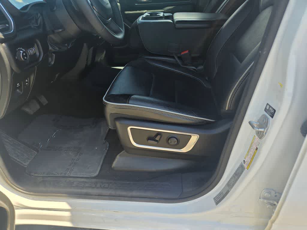 Used 2025 RAM 1500 Laramie image 18