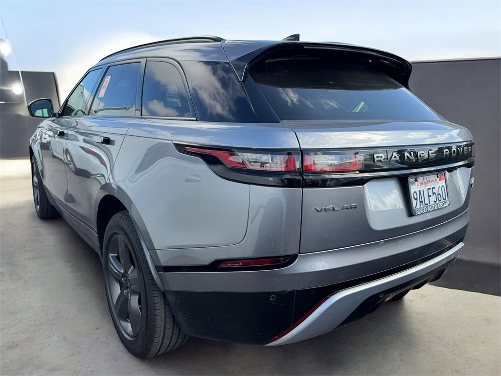 Used 2022 Land Rover Range Rover Velar R-Dynamic S image 3