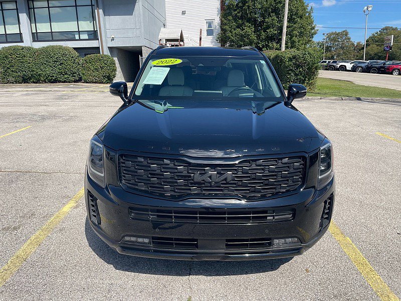 Used 2022 Kia Telluride SX w/ SX Prestige Package image 2