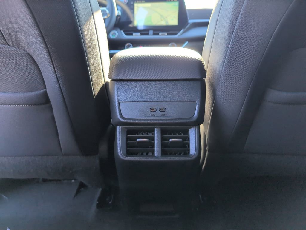 New 2026 Chevrolet Equinox LT w/ Safety and Technology Package image 31