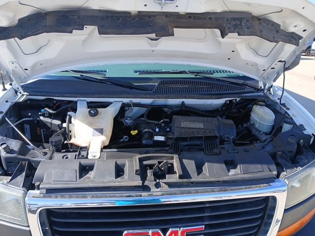 Used 2016 GMC Savana 3500 Extended RWD image 20
