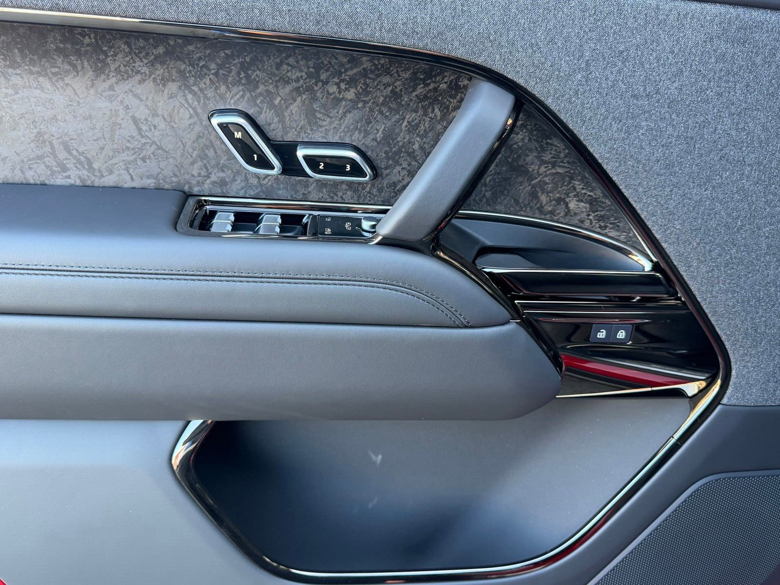 New 2026 Land Rover Range Rover Sport Dynamic SE image 24