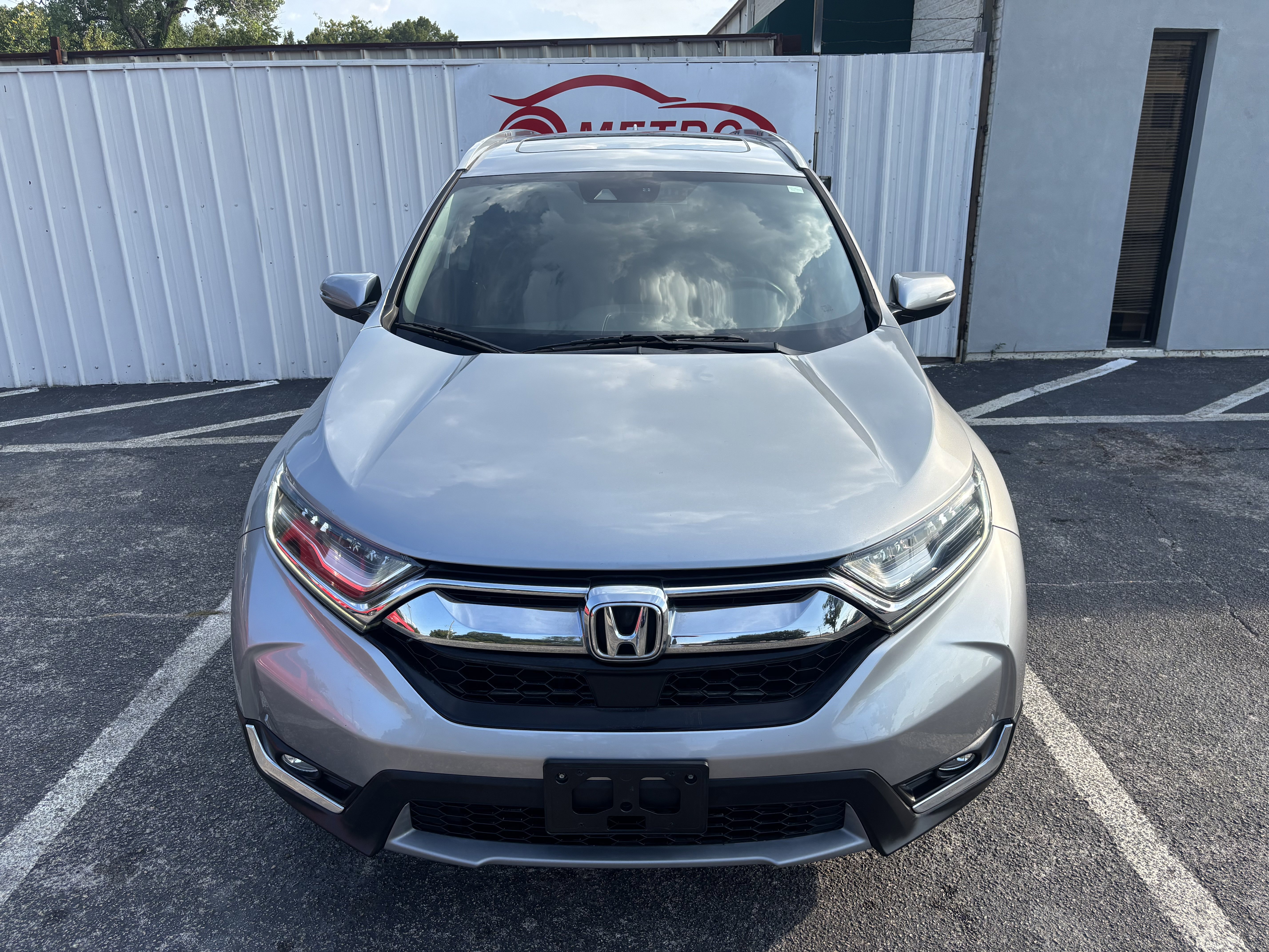 Used 2018 Honda CR-V Touring image 10