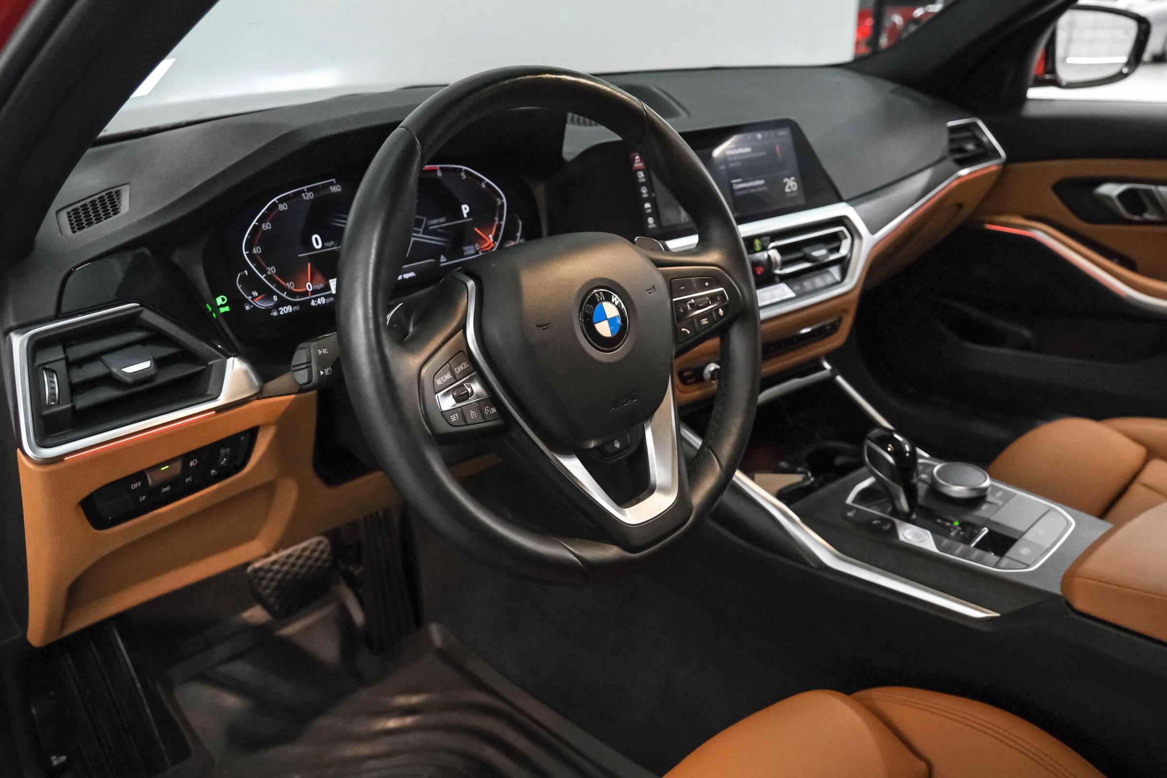 Used 2022 BMW 330i Sedan w/ Premium Package 2 RWD image 2