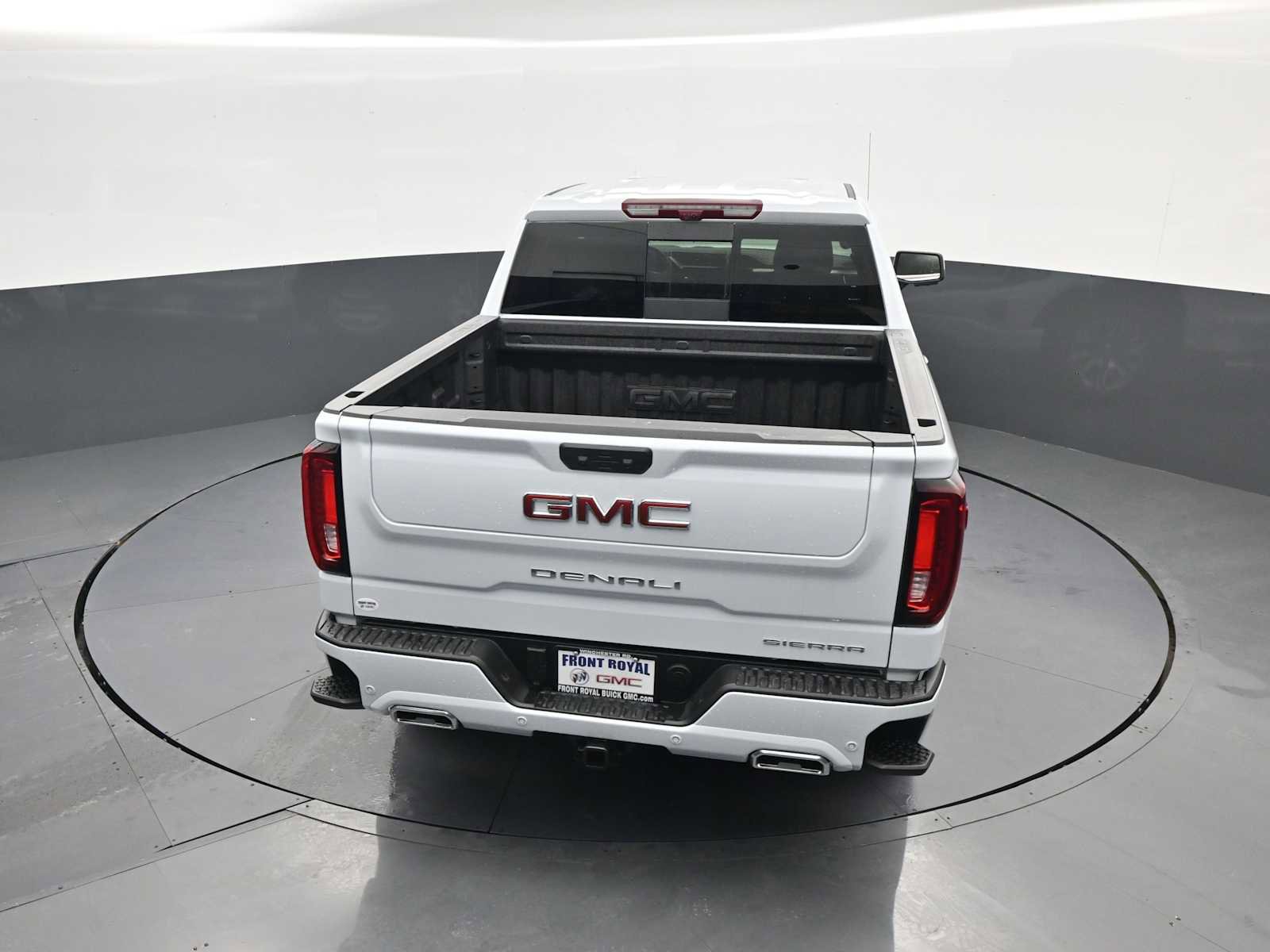 New 2026 GMC Sierra 1500 Denali w/ Technology Package AWD/4WD image 32