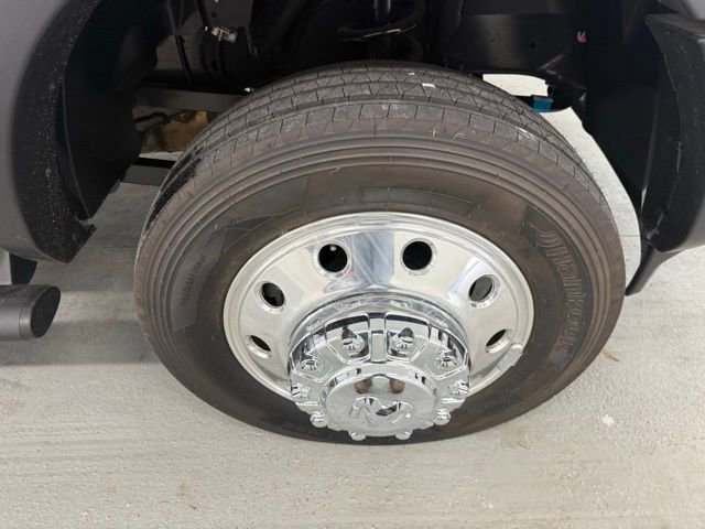 New 2026 RAM 5500 Tradesman w/ Chrome Appearance Group image 4