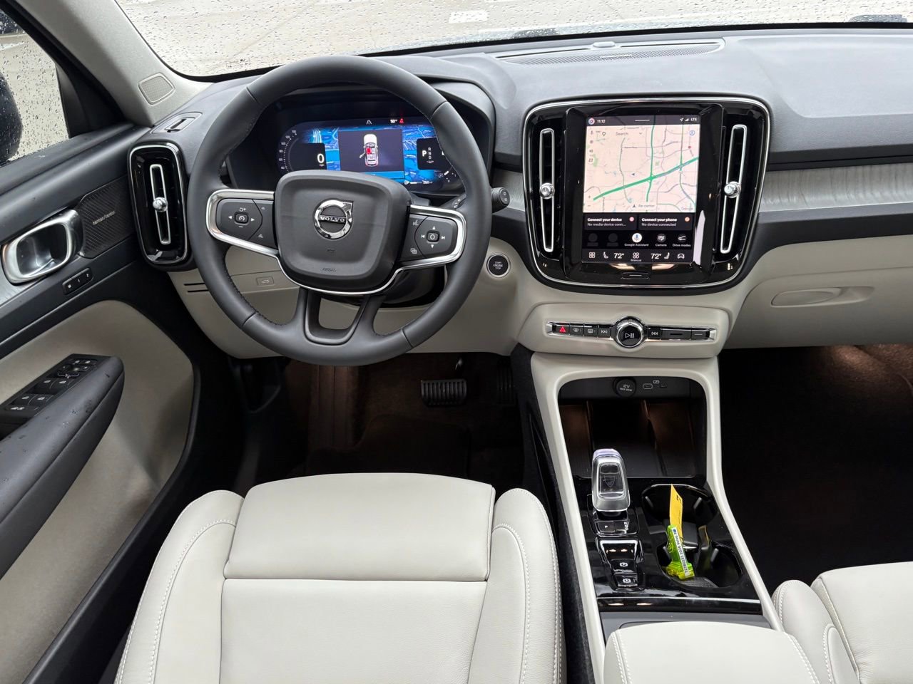 New 2026 Volvo XC40 B5 Ultra w/ Protection Package Premier AWD/4WD image 10