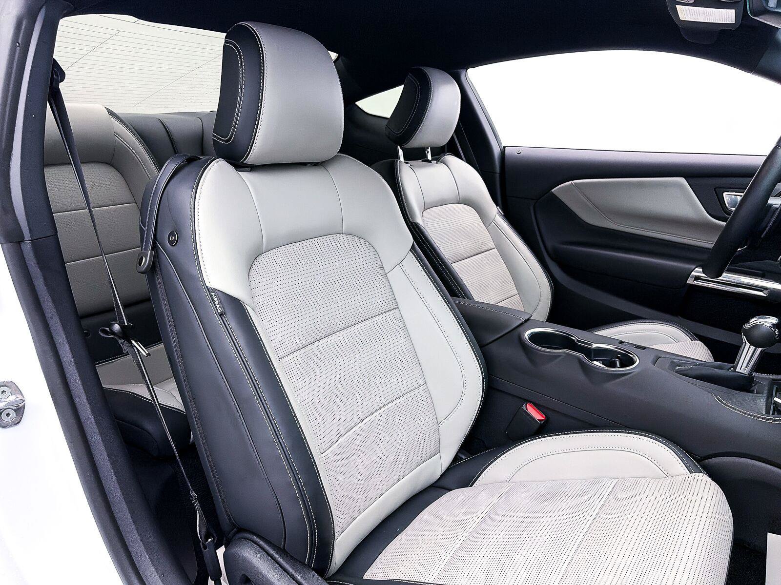 Used 2025 Ford Mustang GT Premium RWD image 36