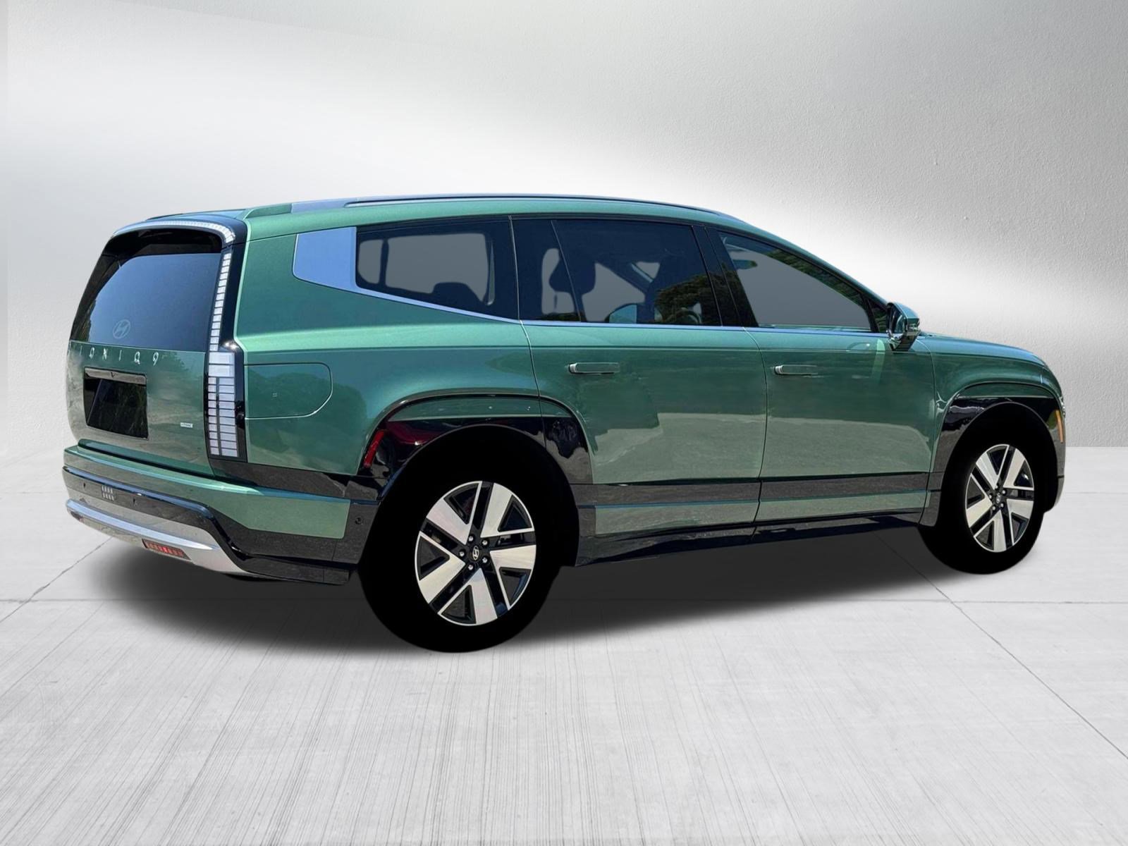 New 2026 Hyundai Ioniq 9 SEL image 8