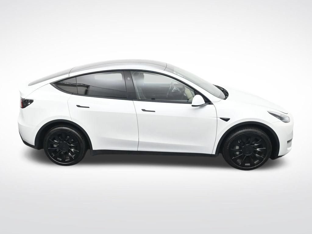 Used 2023 Tesla Model Y Long Range AWD/4WD image 22