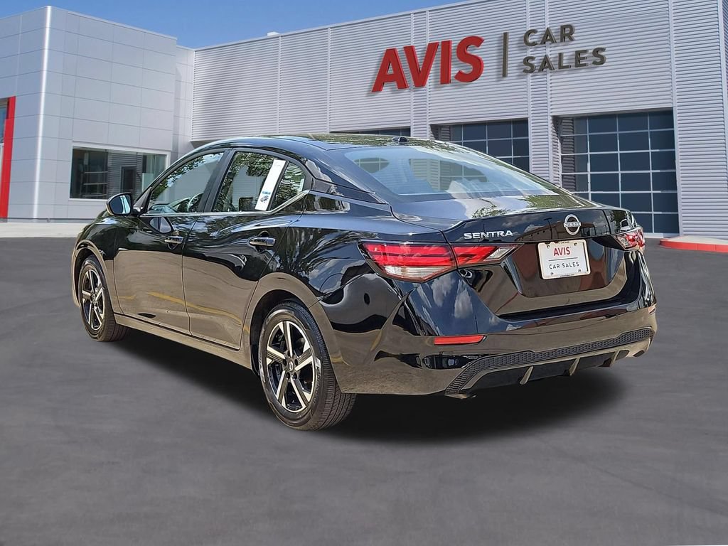 Used 2025 Nissan Sentra SV FWD image 9