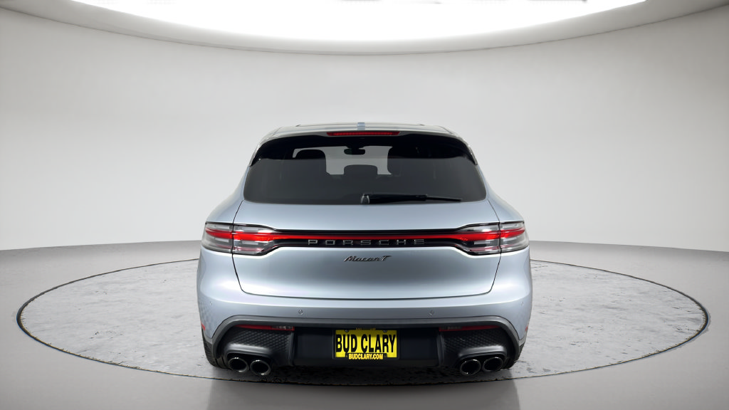 Used 2023 Porsche Macan Turbo AWD/4WD image 9