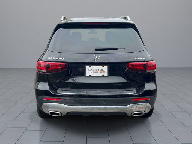 Used 2021 Mercedes-Benz GLB 250 4MATIC image 7