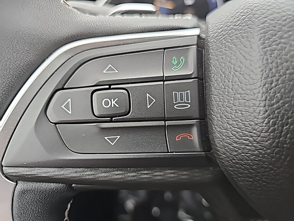 Certified 2024 Jeep Grand Cherokee Altitude image 32