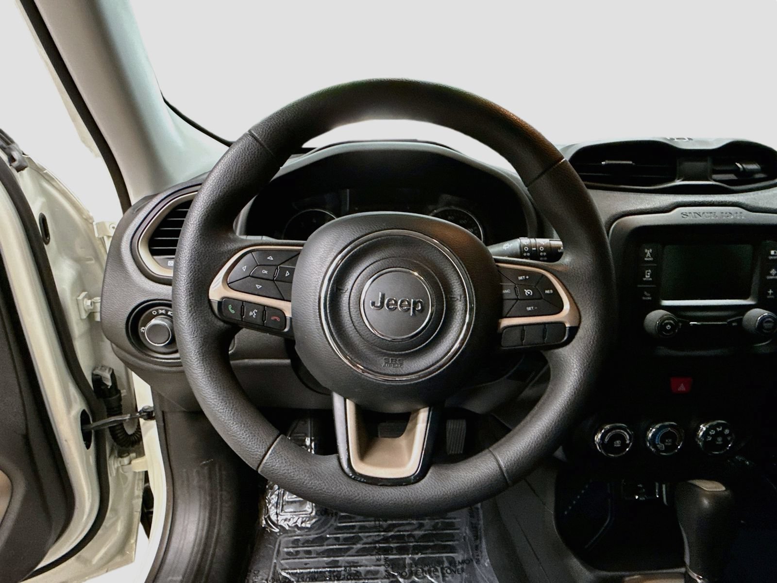 Used 2016 Jeep Renegade Sport w/ Power & Air Group FWD image 14