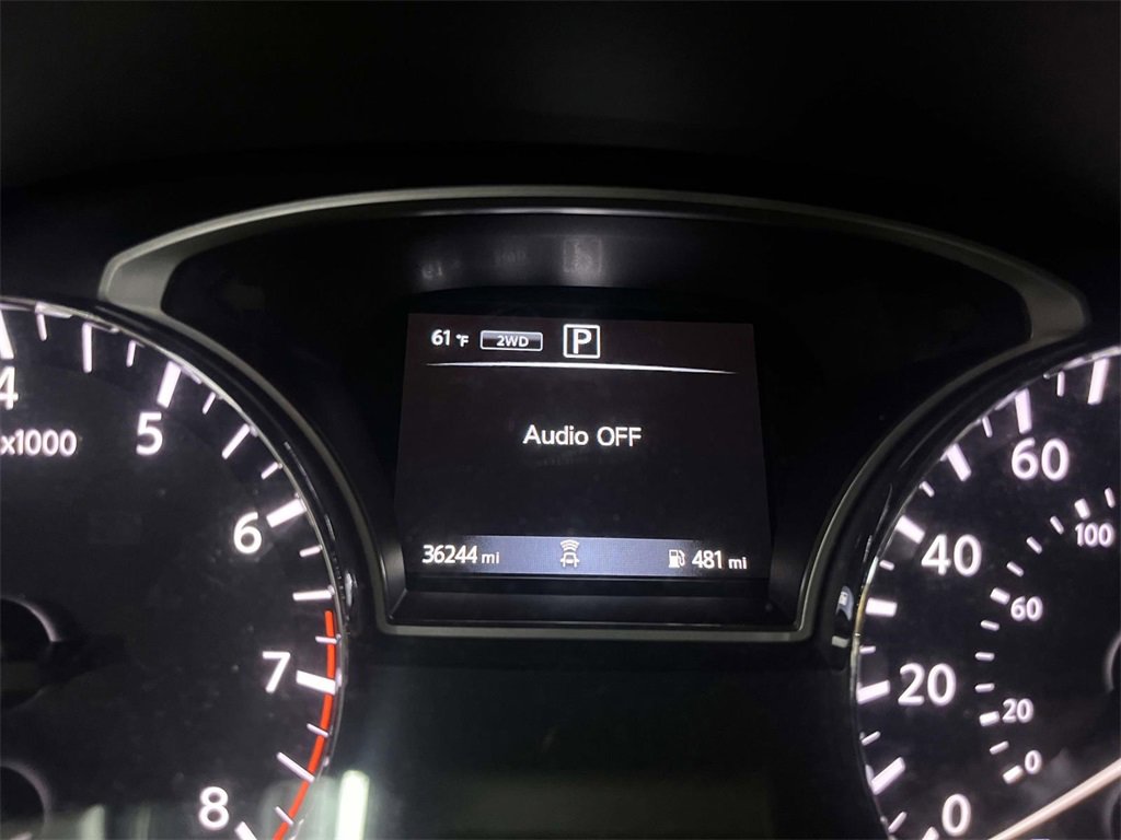 Used 2019 Nissan Pathfinder S image 28