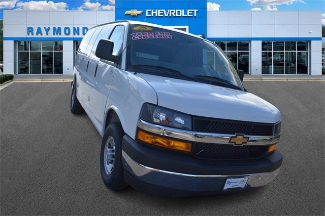 New 2025 Chevrolet Express 2500 w/ Driver Convenience Package image 10