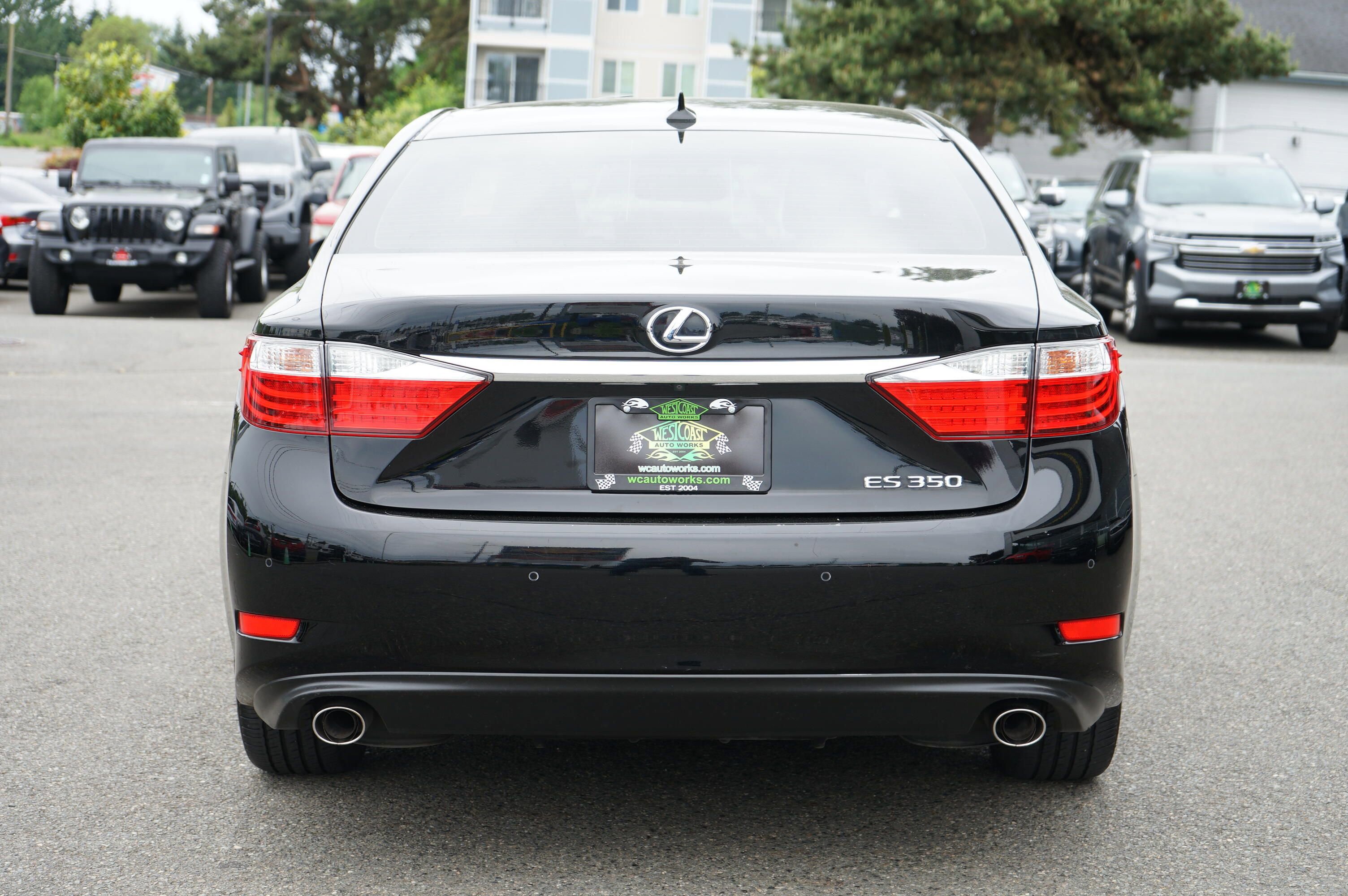 Used 2014 Lexus ES 350 w/ Premium Package FWD image 4