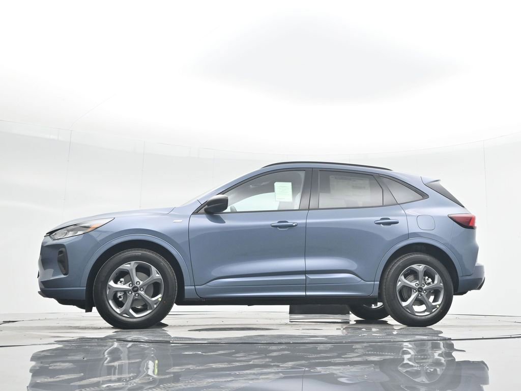 Used 2024 Ford Escape ST-Line w/ Equipment Group 301A image 52