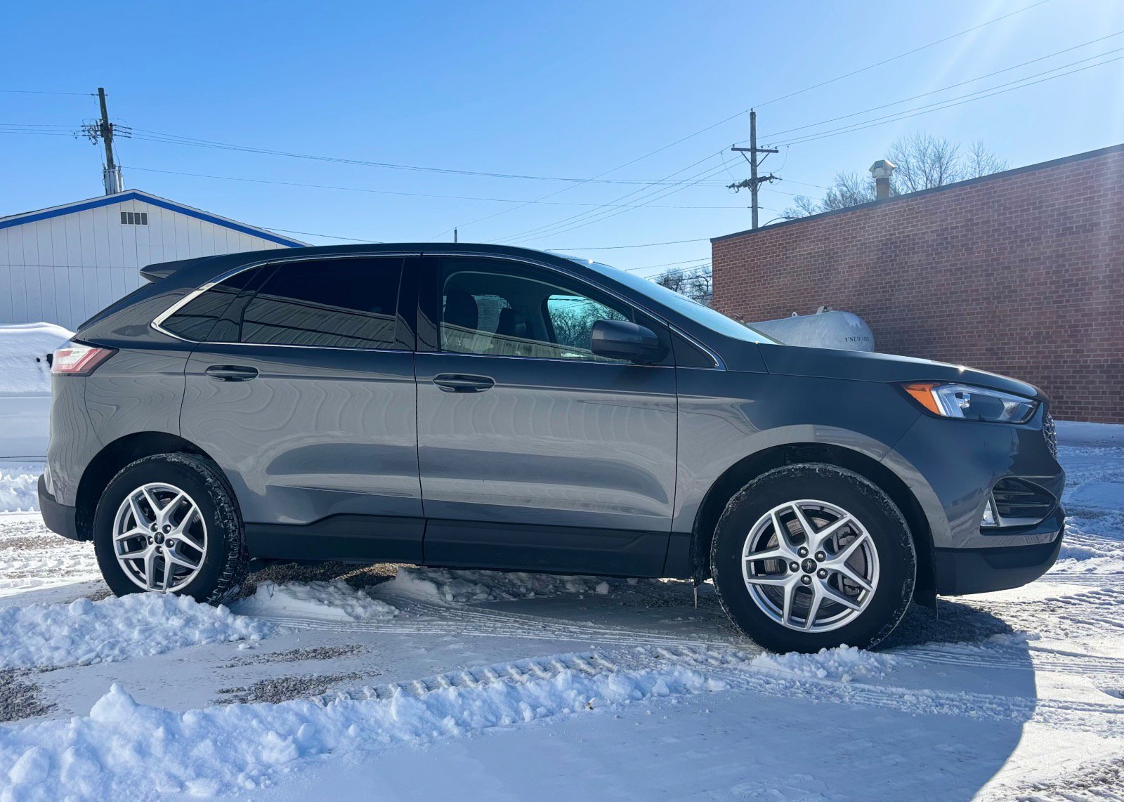 Certified 2024 Ford Edge SEL w/ Convenience Package image 2