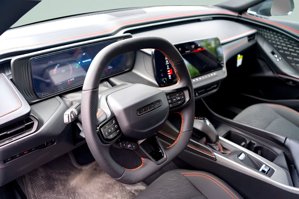 New 2026 Dodge Charger R/T AWD/4WD image 9