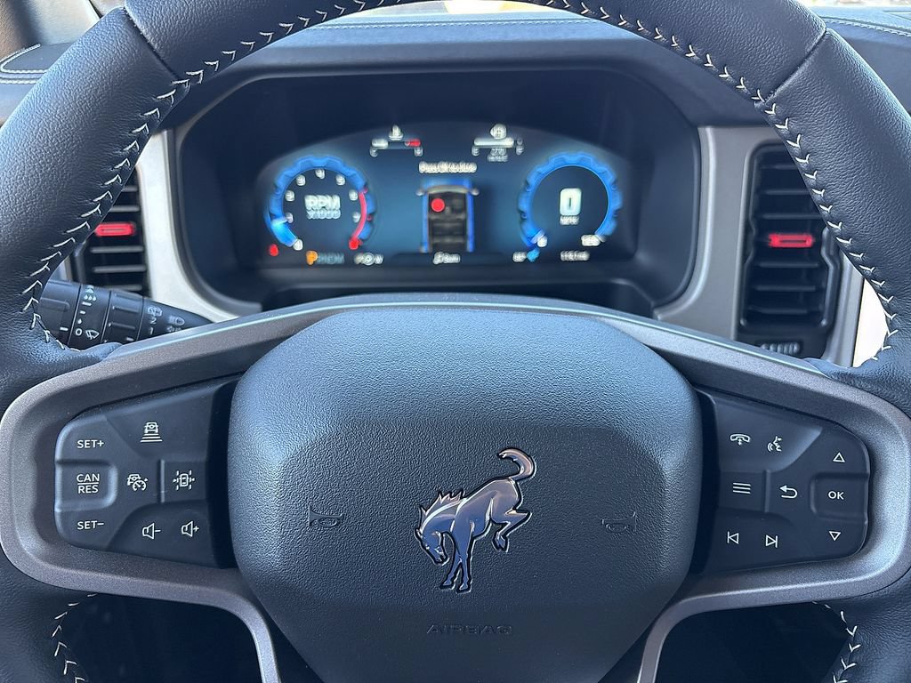 New 2026 Ford Bronco Outer Banks w/ Sasquatch Package AWD/4WD image 24