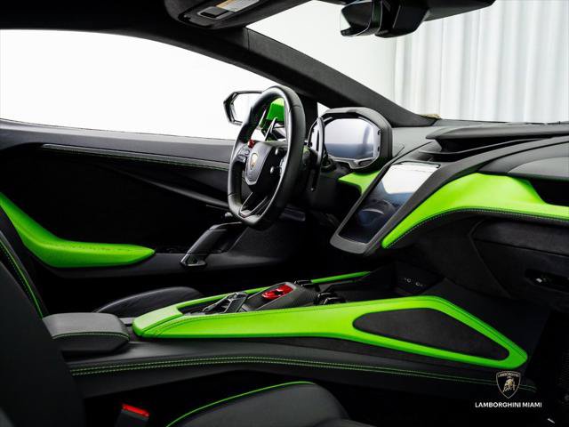 Used 2024 Lamborghini Revuelto AWD/4WD image 46