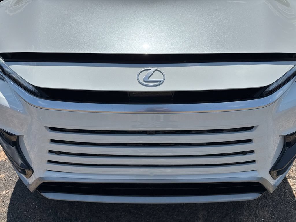 Used 2025 Lexus TX 500h AWD w/ Technology Package image 51