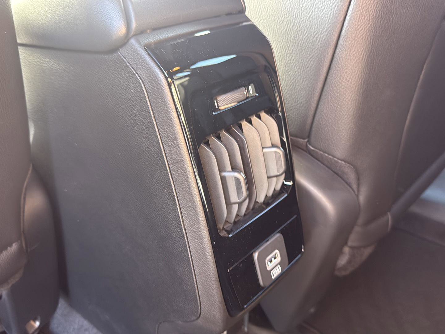 New 2026 Jeep Compass Latitude image 28