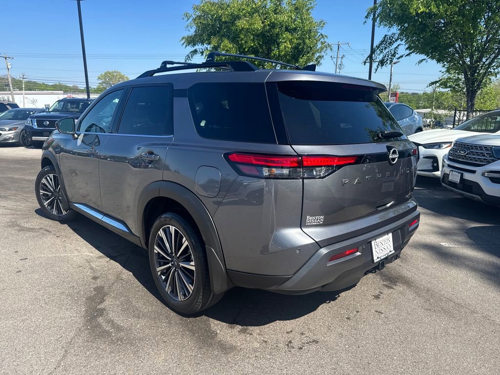 New 2026 Nissan Pathfinder Platinum FWD image 6