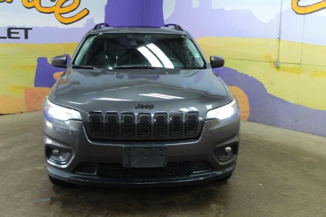 Used 2021 Jeep Cherokee Latitude Lux w/ Sun & Sound Group AWD/4WD image 3