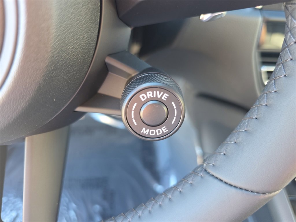 New 2026 Porsche Macan image 37