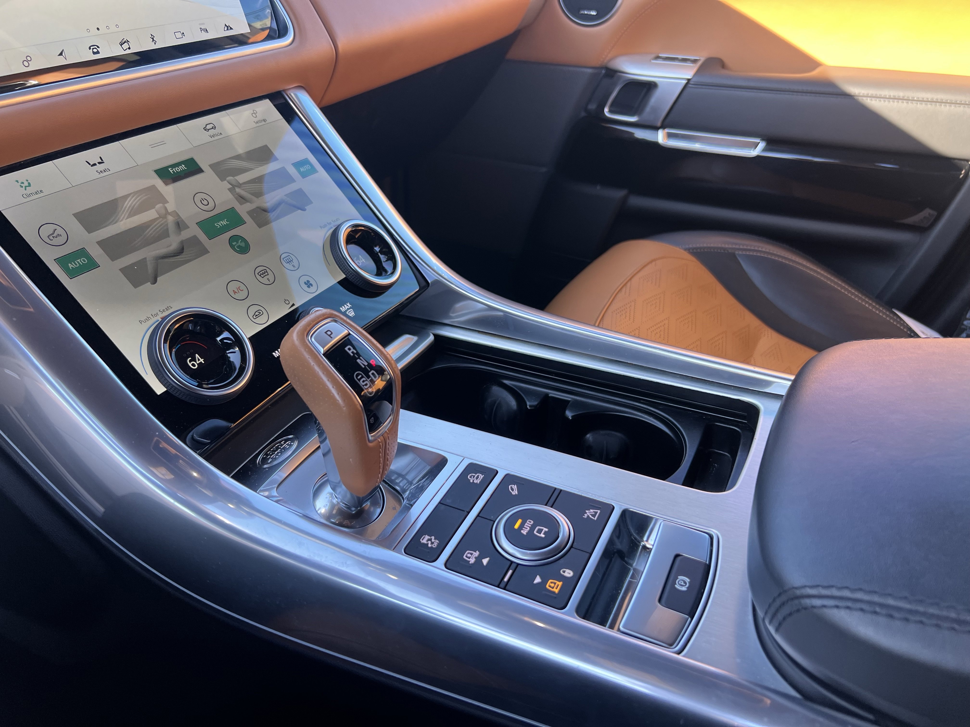 Certified 2022 Land Rover Range Rover Sport SVR image 27