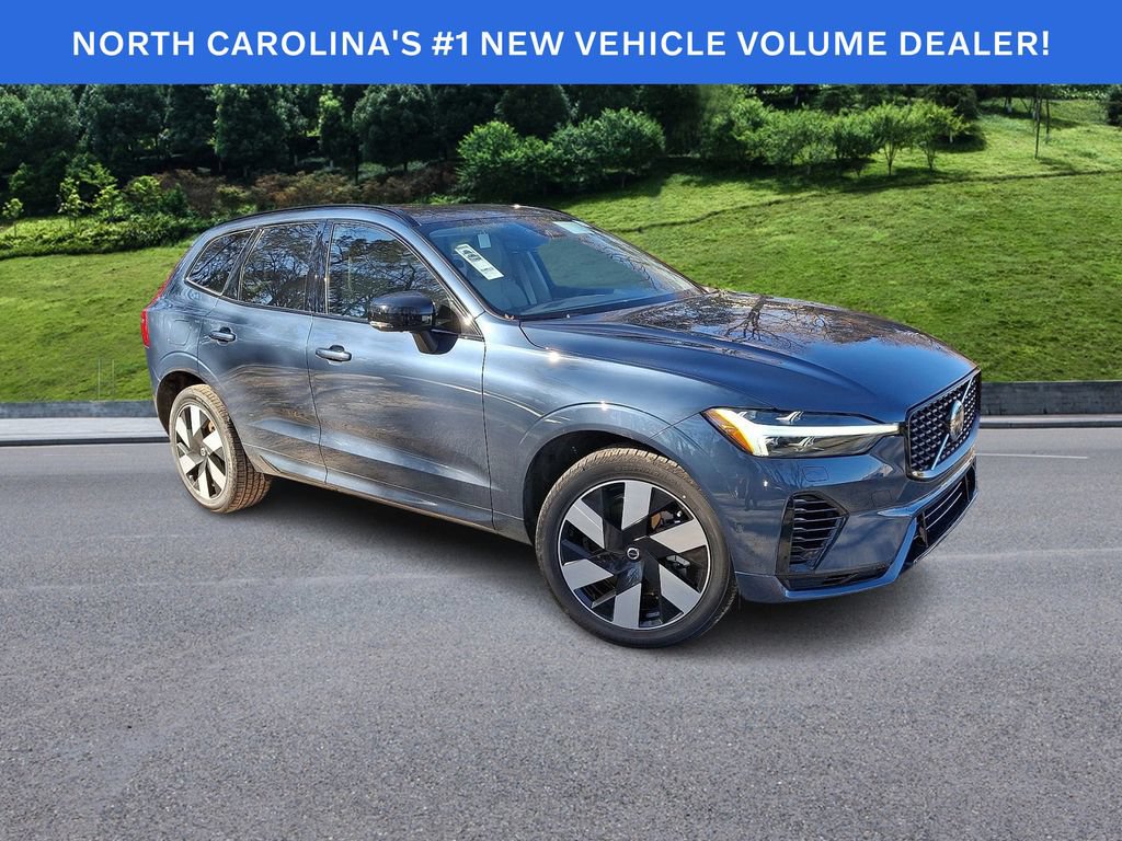 Certified 2025 Volvo XC60 T8 Plus w/ Protection Package Premier