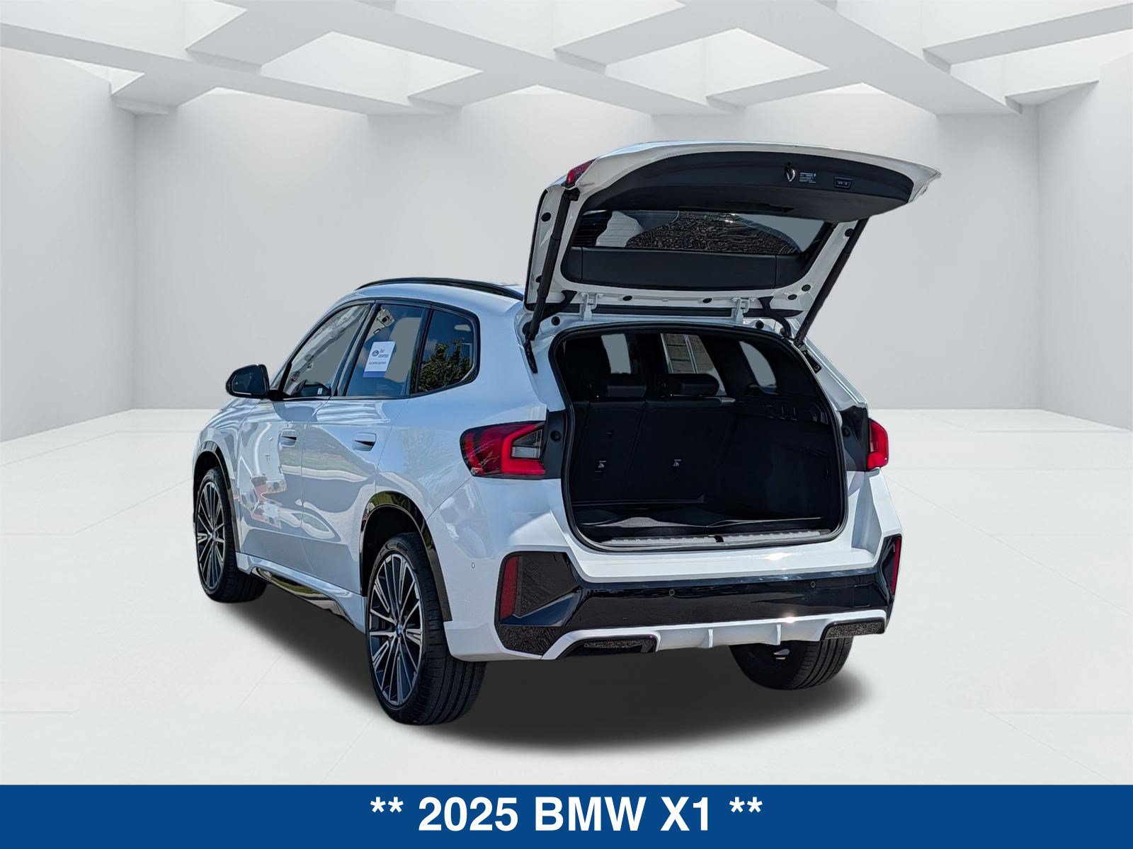 Used 2025 BMW X1 xDrive28i w/ Technology Package AWD/4WD image 14
