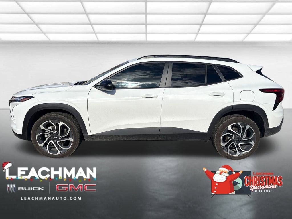 Certified 2025 Chevrolet Trax RS w/ Sunroof Package image 9