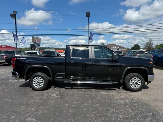 Used 2025 Chevrolet Silverado 2500 LT w/ Convenience Package AWD/4WD image 9