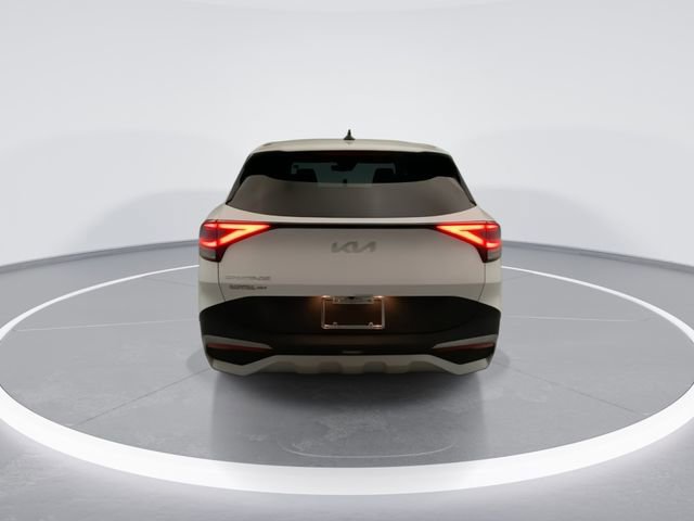 Used 2023 Kia Sportage EX image 3