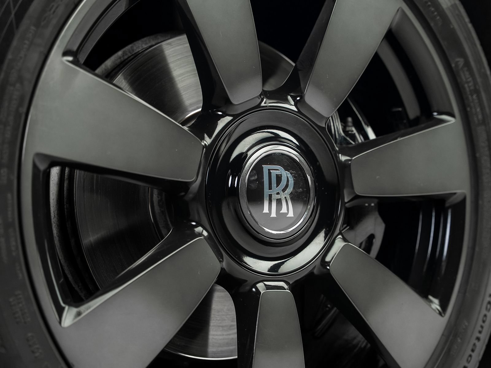 Used 2019 Rolls-Royce Cullinan AWD/4WD image 22