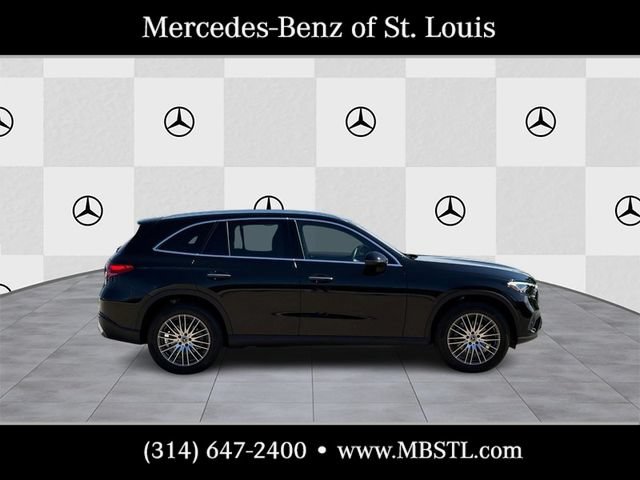 Certified 2025 Mercedes-Benz GLC 300 4MATIC image 2