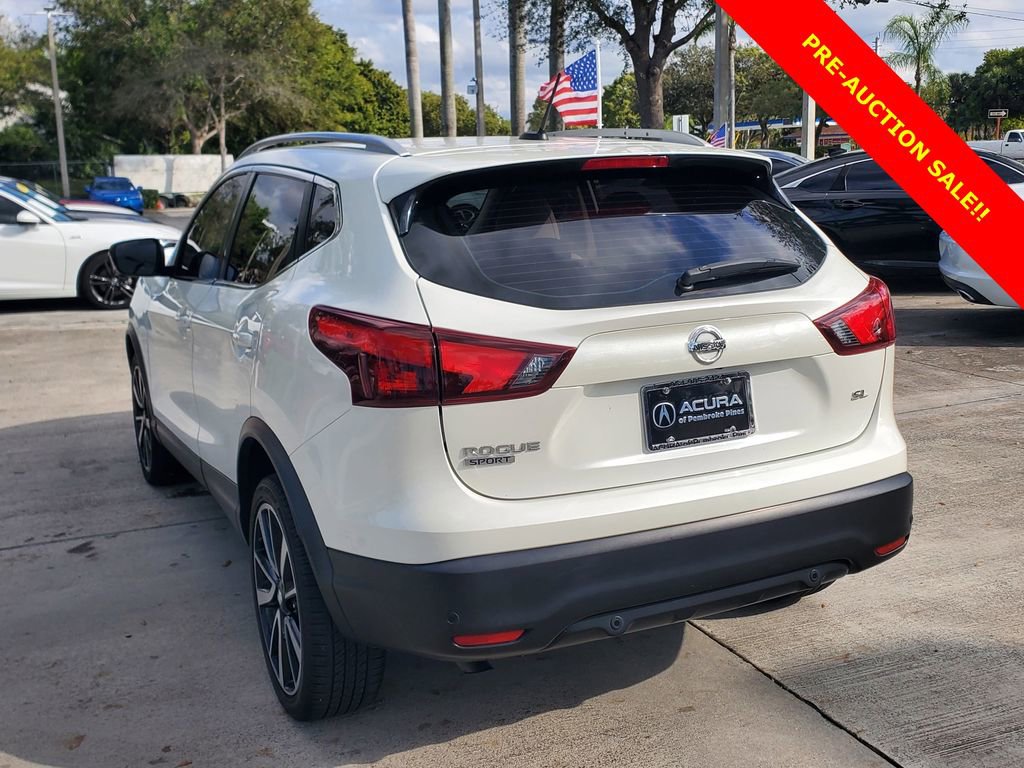 Used 2019 Nissan Rogue Sport SL w/ Premium Package image 5